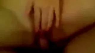 燃燒的黑髮跳上堅硬的色情立場