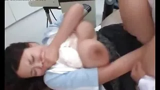 弟弟和妹妹在洗澡色情中做愛