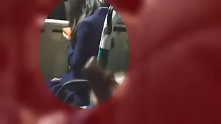 來自黑髮的神聖口交與一個很酷的色情人物
