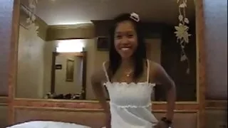 超薄可愛愛撫她溫柔的陰部色情