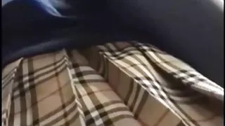 裸露後露出陰道，特寫色情片