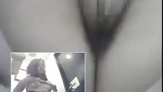 哥哥脫掉了他豐滿的陰唇睡覺的妹妹色情片