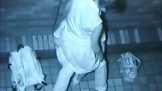 亞洲人熱情地吮吸和亂搞朋友色情片