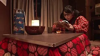 他媽的俄羅斯女朋友在第一人稱色情屁股