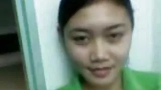 美麗的女孩和女同性戀straponchik色情