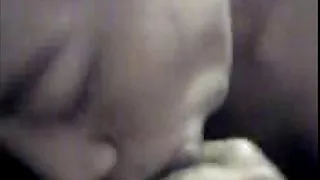 脫衣舞孃給了她一個小雞巴色情的嘴