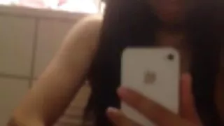 Cums在他的老闆色情屁股