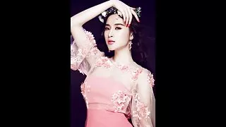 溫柔的女同志Demi和Angelica舔陰部色情