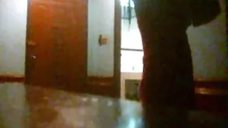 擺在海灘色情的裸體模特兒