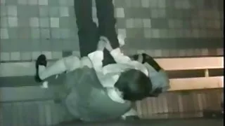 護士幫她的朋友第一次做愛色情
