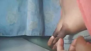 年輕的俄羅斯色情明星旋轉色情片的成員